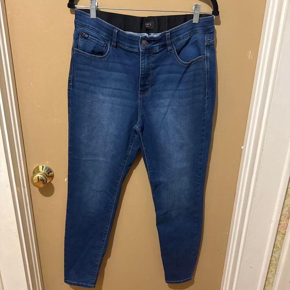 Curve appeal blue jeans